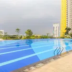 Nice And Comfy Studio At Springlake Summarecon Apartment By Travelio