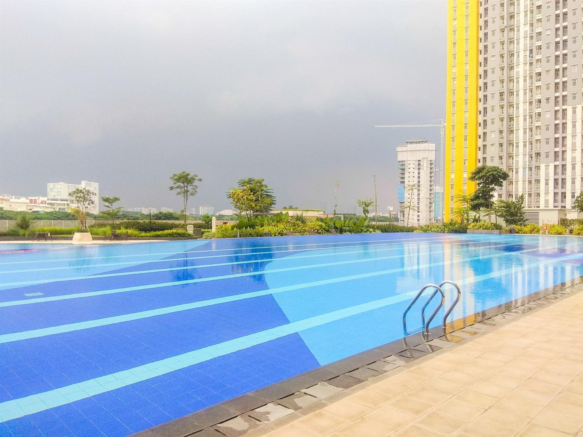 Apartemen And Comfy At Springlake Summarecon By Travelio Bekasi