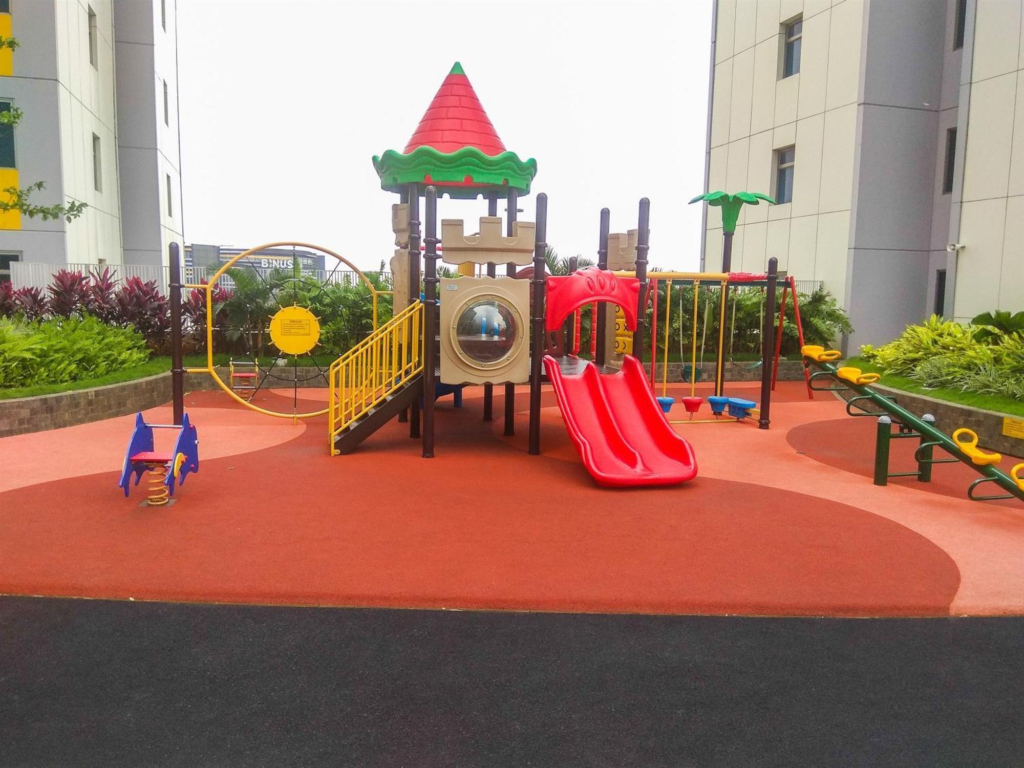 And Comfy At Springlake Summarecon By Travelio *
